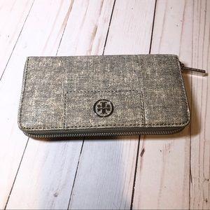 Women’s Tory Burch Continental Wallet, Gray